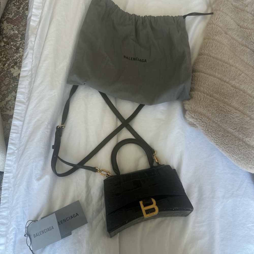 WOMEN'S HOURGLASS XS HANDBAG CROCODILE EMBOSSED IN BLACK